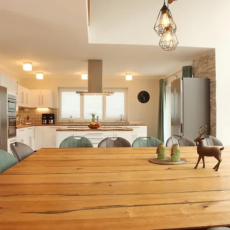 Bergtraum Im Harz, 18 Gaeste, Sauna, Hottub-pool Appartement