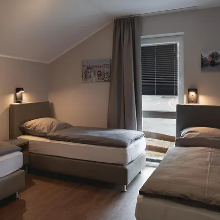 Apartment Bergtraum Im Harz, 18 Gaeste, Sauna, Hottub-pool Braunlage